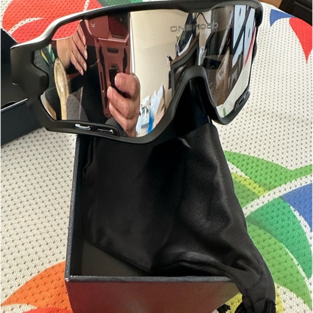 Polarized black sport glasses for men fishing golf cycling baseball